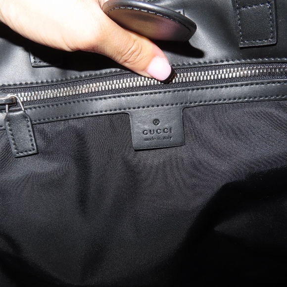 GUCCI BROWN LOGO-EMBOSSED SHOULDER BAG - Picture 4 of 7